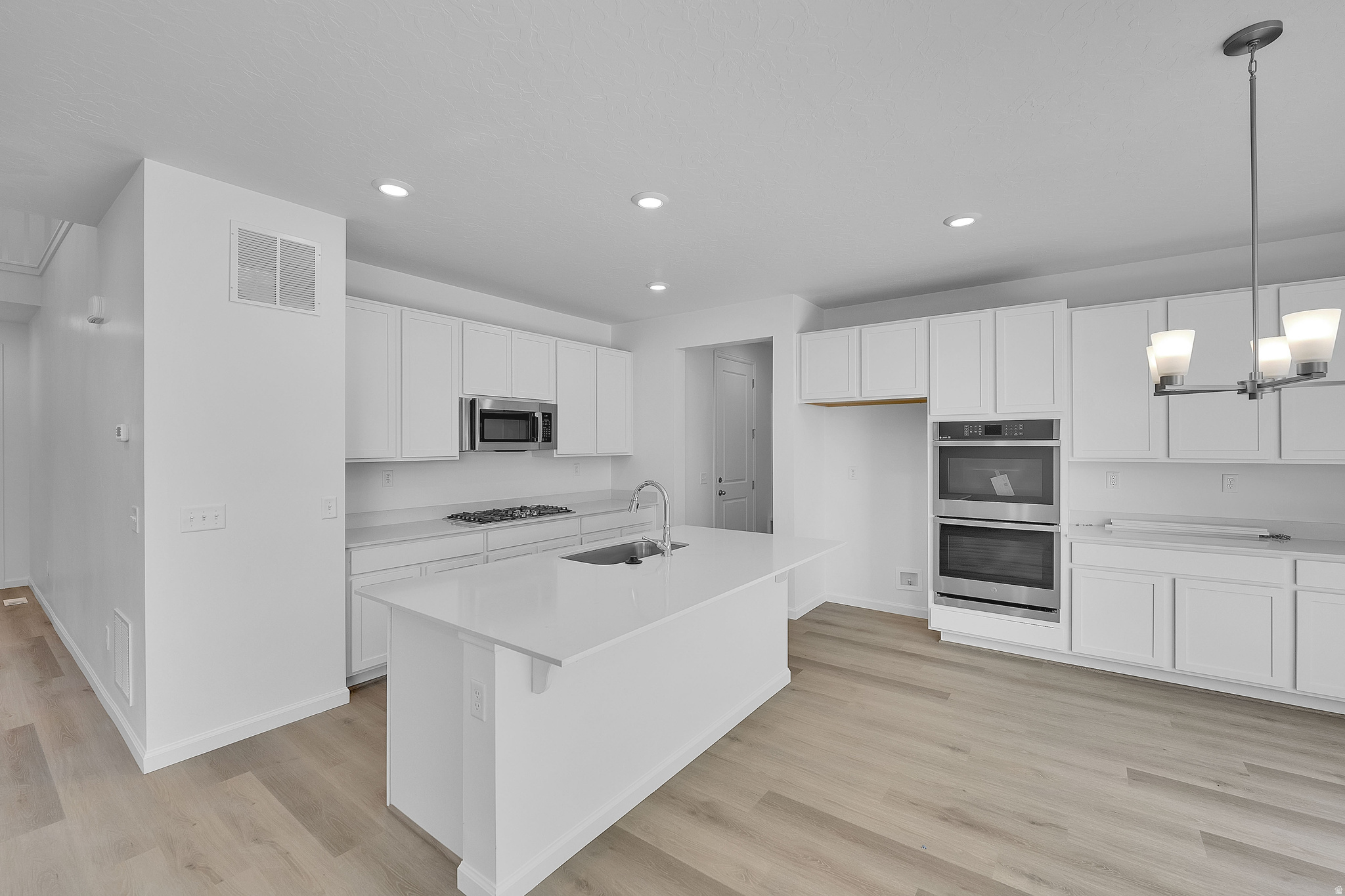 PASTURES AT SADDLEBACK - Residential