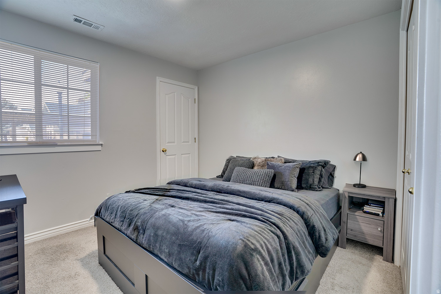 COUNTRY WOODS - Residential