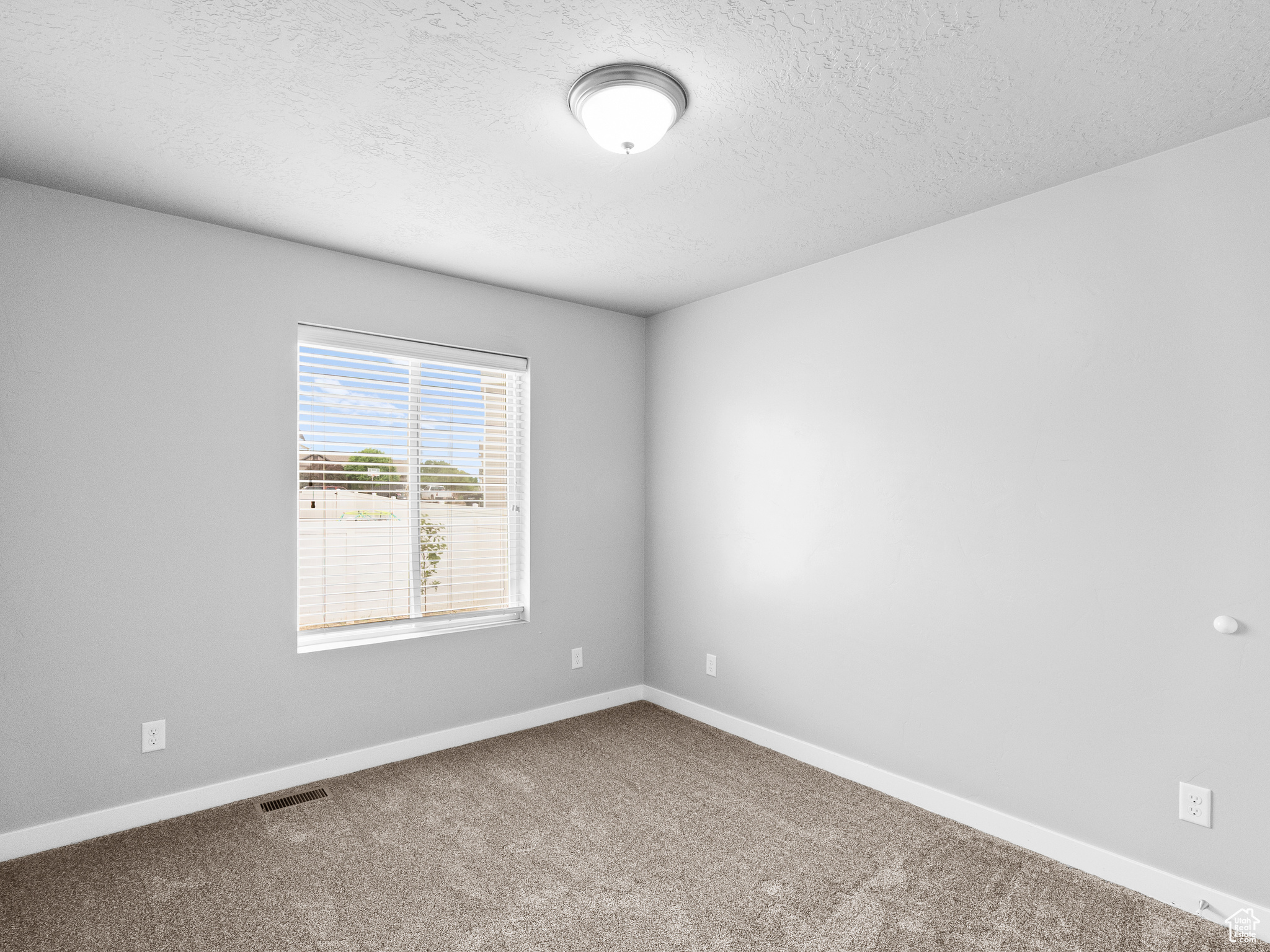 UINTAH SHADOWS - Residential