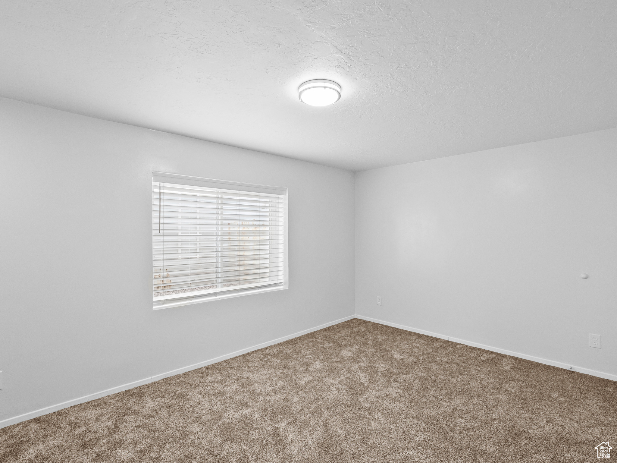 UINTAH SHADOWS - Residential