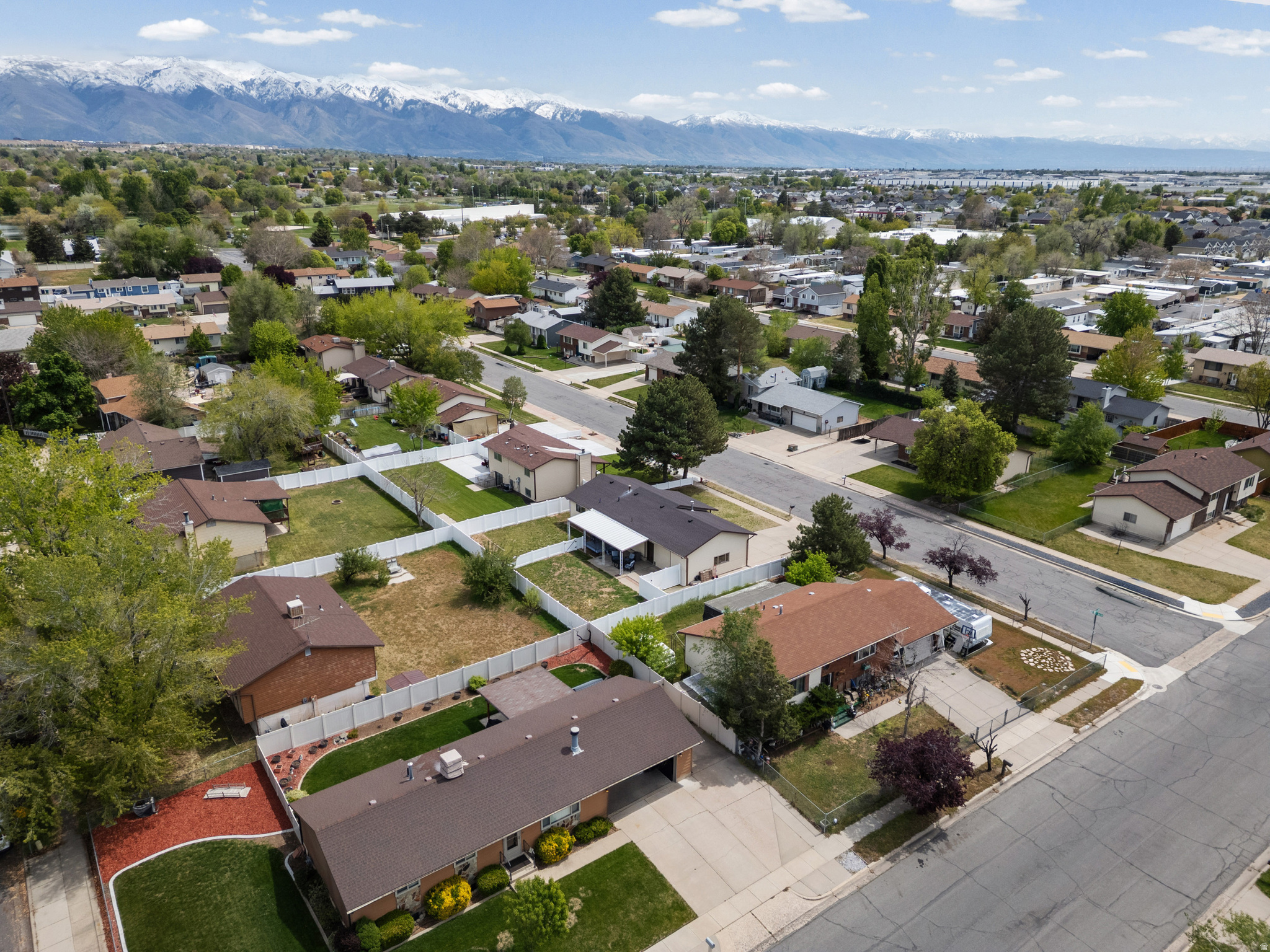 COUNTRY VILLAGE SUB - Residential