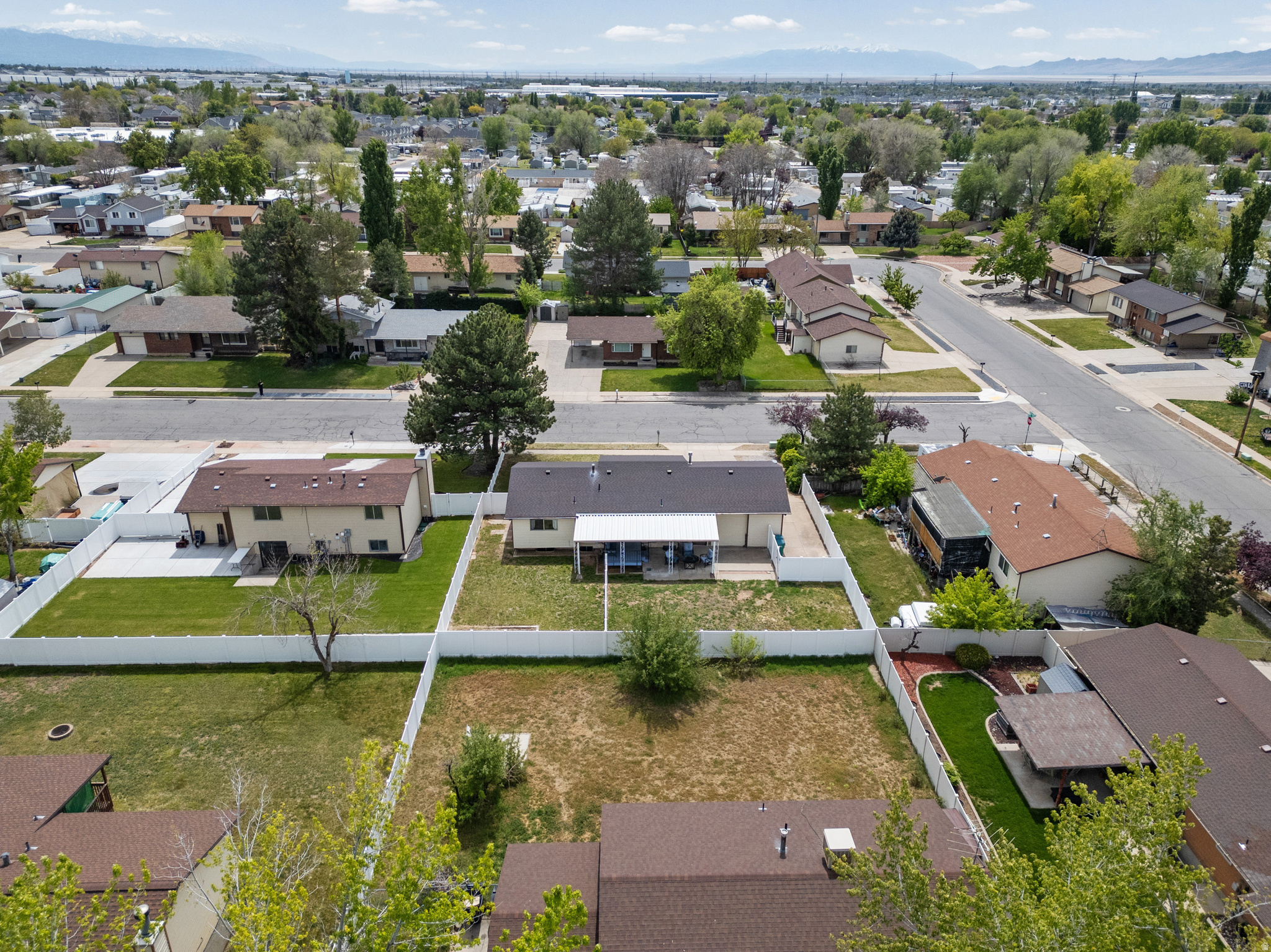 COUNTRY VILLAGE SUB - Residential