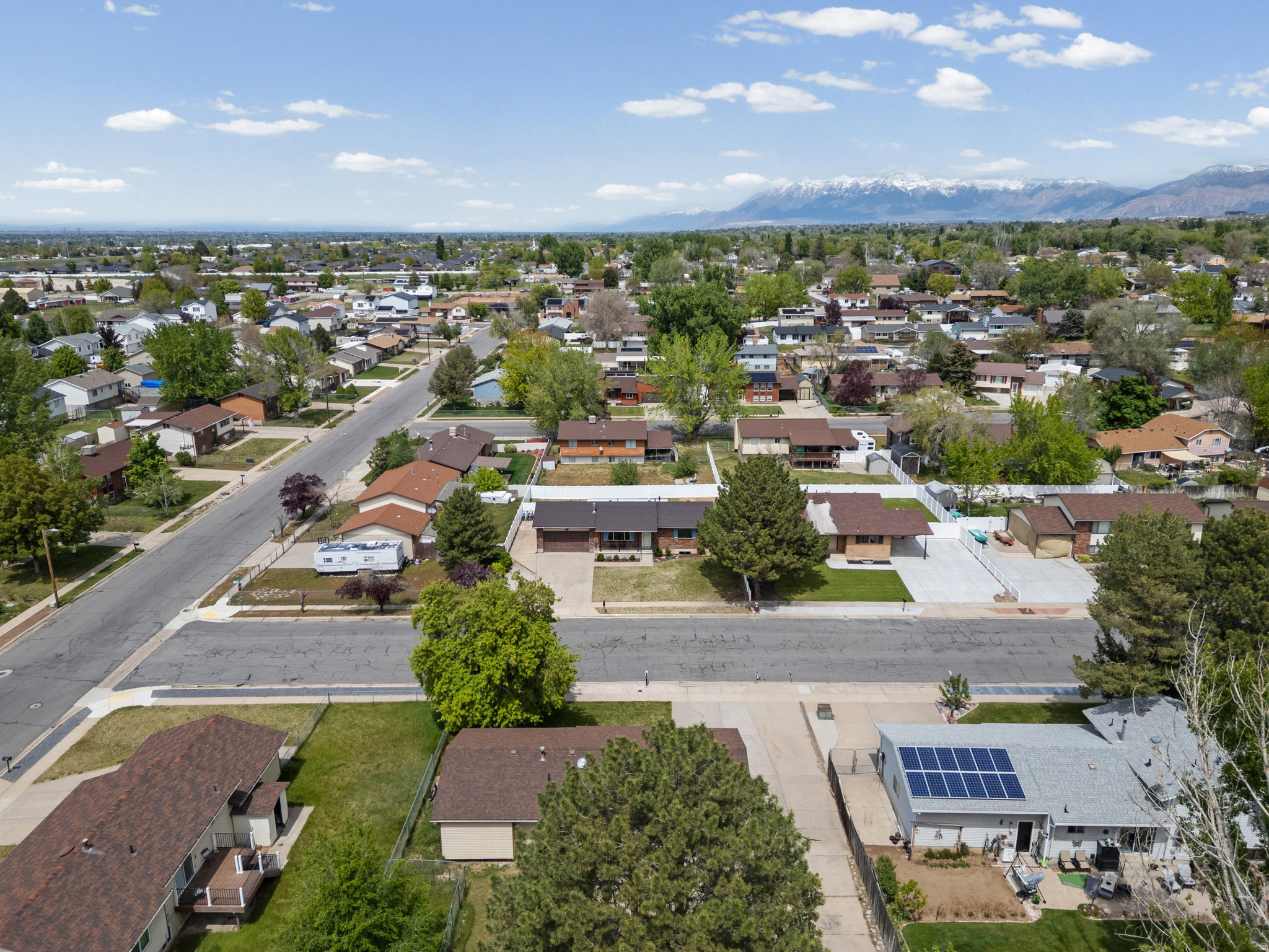 COUNTRY VILLAGE SUB - Residential