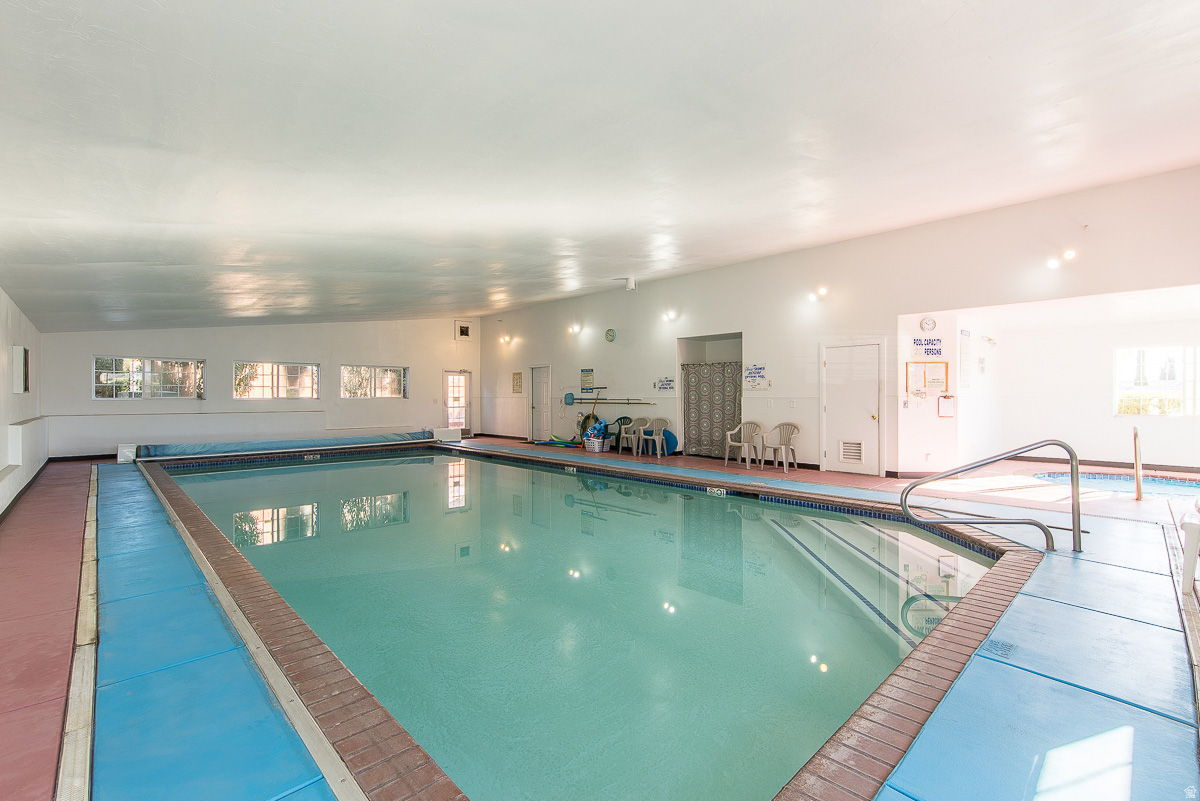 CANYON COVE LEISURE HOME - Residential