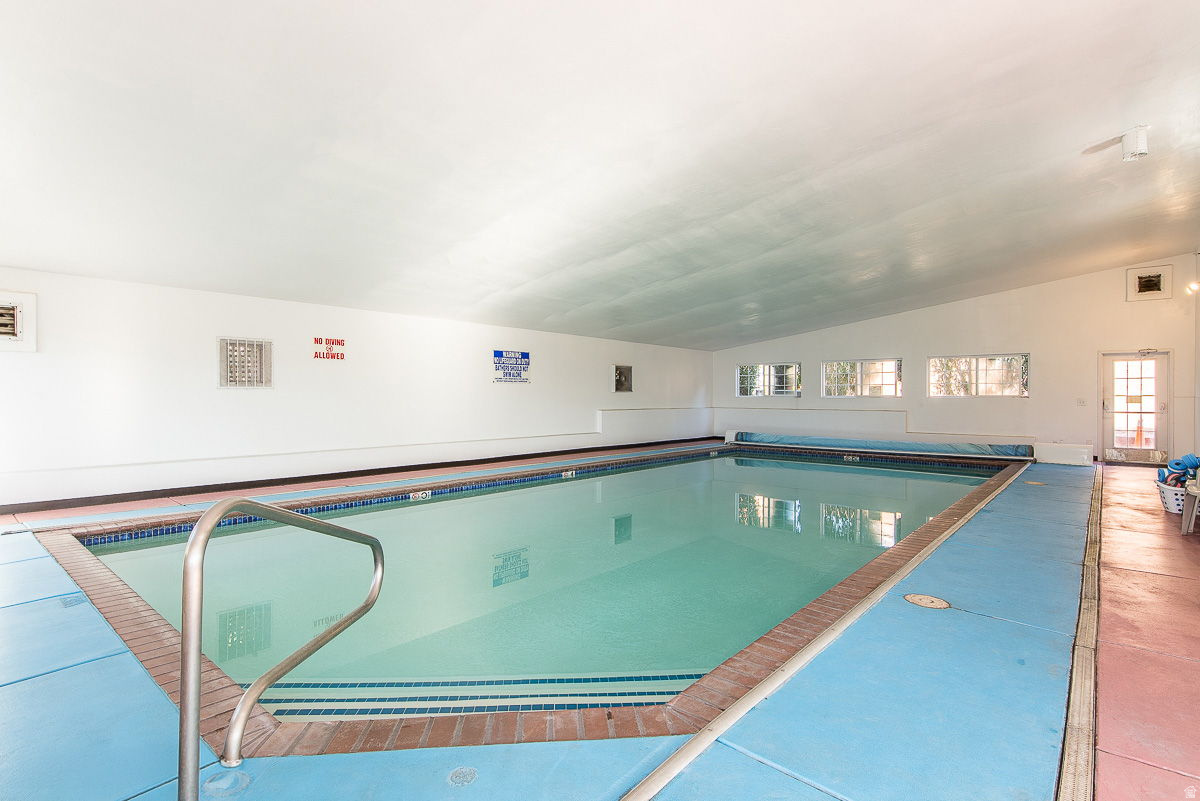 CANYON COVE LEISURE HOME - Residential