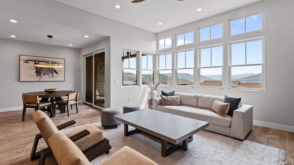 Photo of 402 E OVERLOOK LOOP, Hideout, UT 84036 (MLS # 2168856)