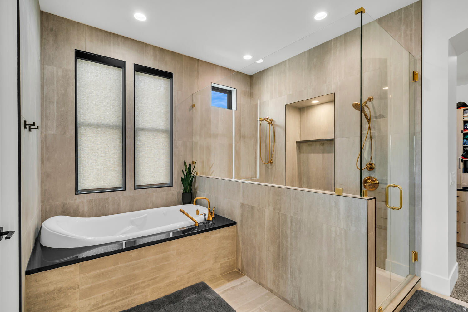 SOUTH RIM AT FOREMASTER RIDGE PH 3 - Residential