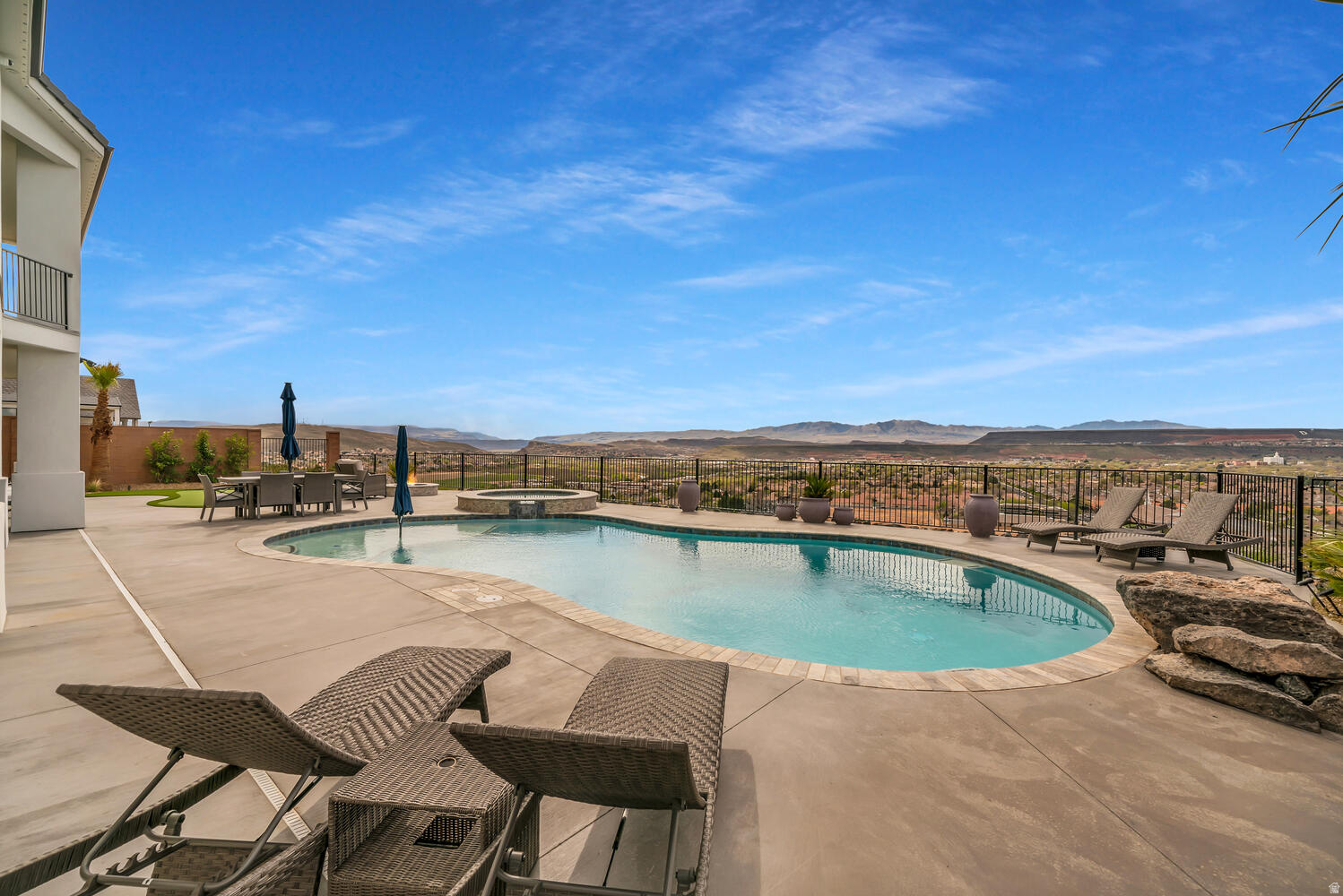 SOUTH RIM AT FOREMASTER RIDGE PH 3 - Residential