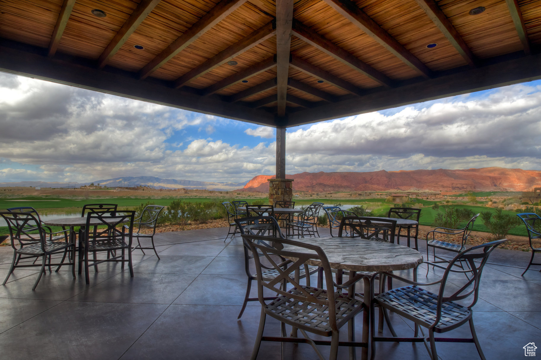 THE LEDGES OF ST GEORGE - Land