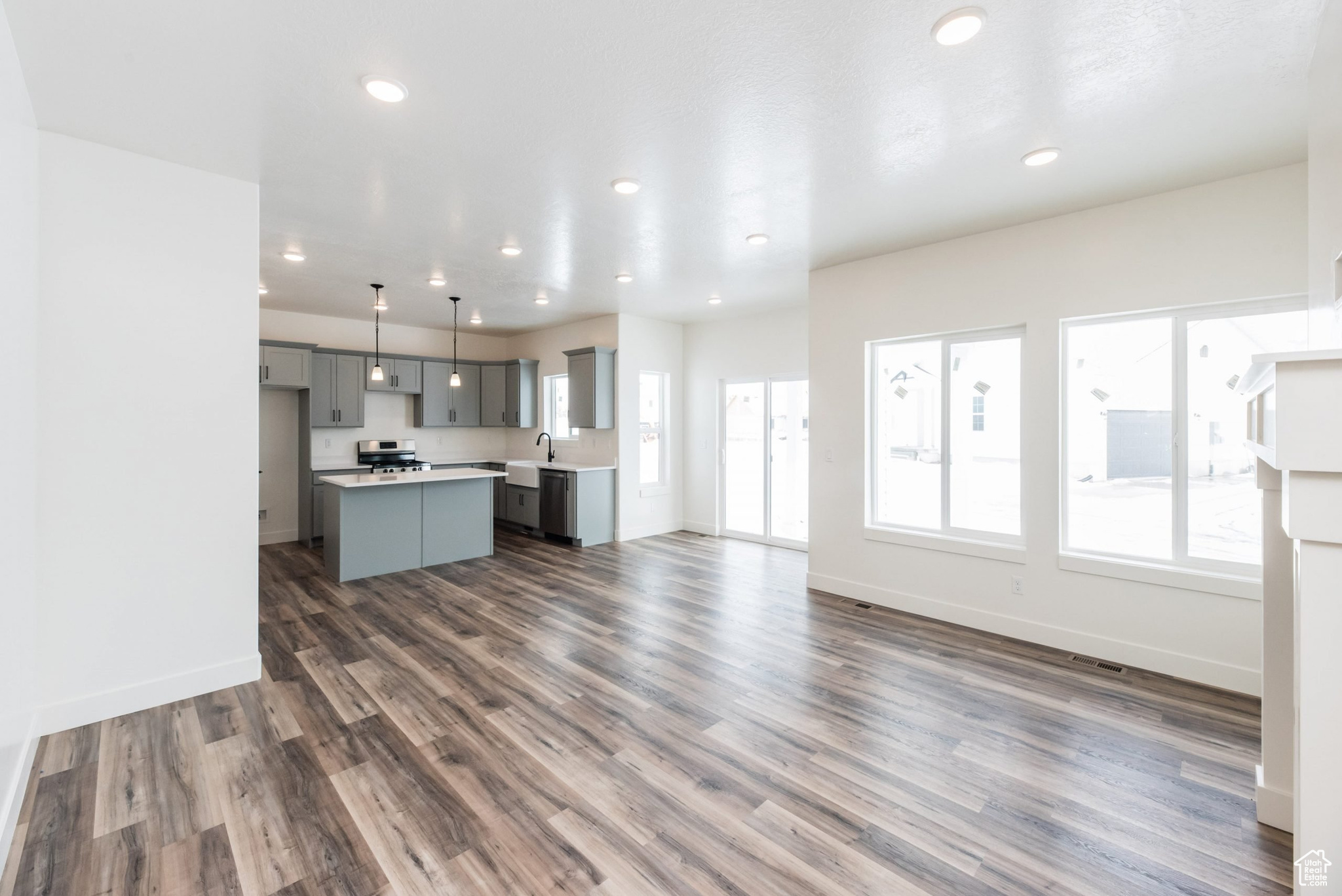 MOUNT STERLING FARMS - Residential
