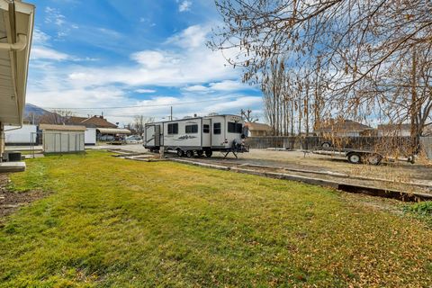 Tiny photo for 129 N 200 E, Payson, UT 84651 (MLS # 2127843)