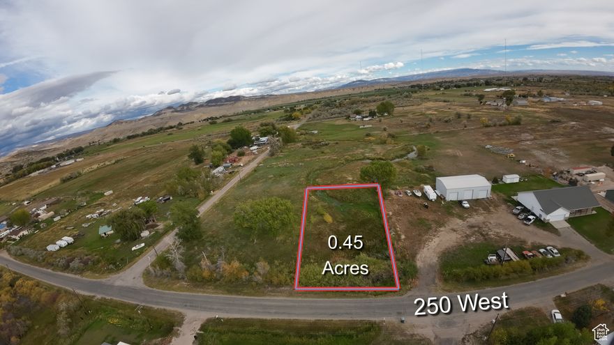 Superb Building Lot in Ashley.  Great location!  Nice Lot!  Buyer is advised to verify all information including availability of utilities.