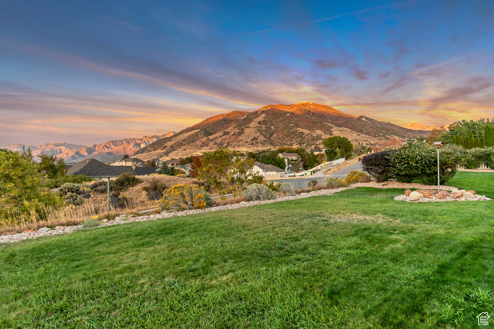 SOUTH MOUNTAIN - Residential