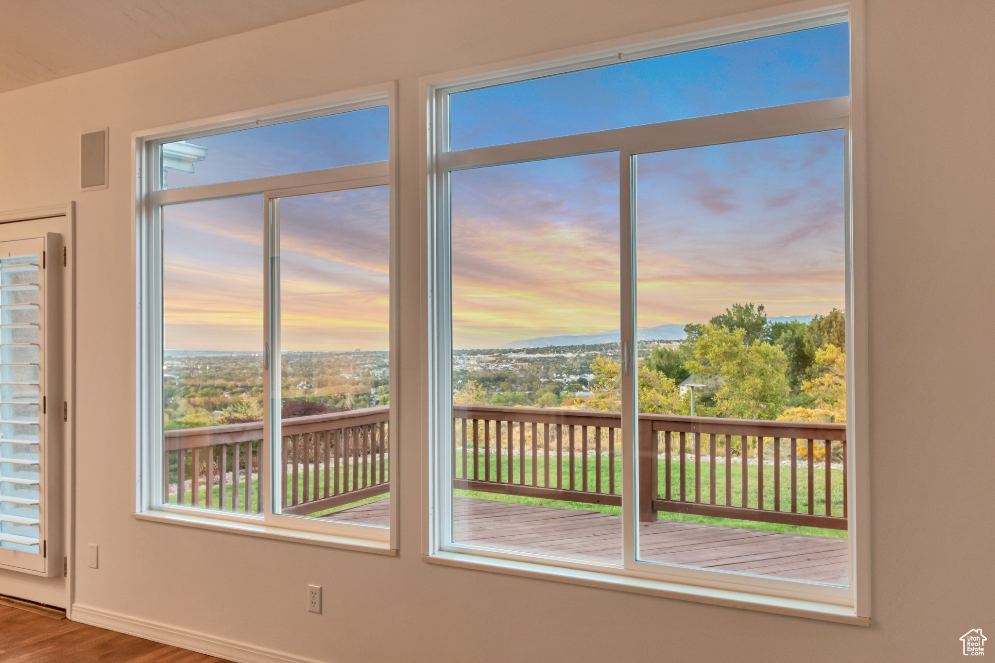 SOUTH MOUNTAIN - Residential