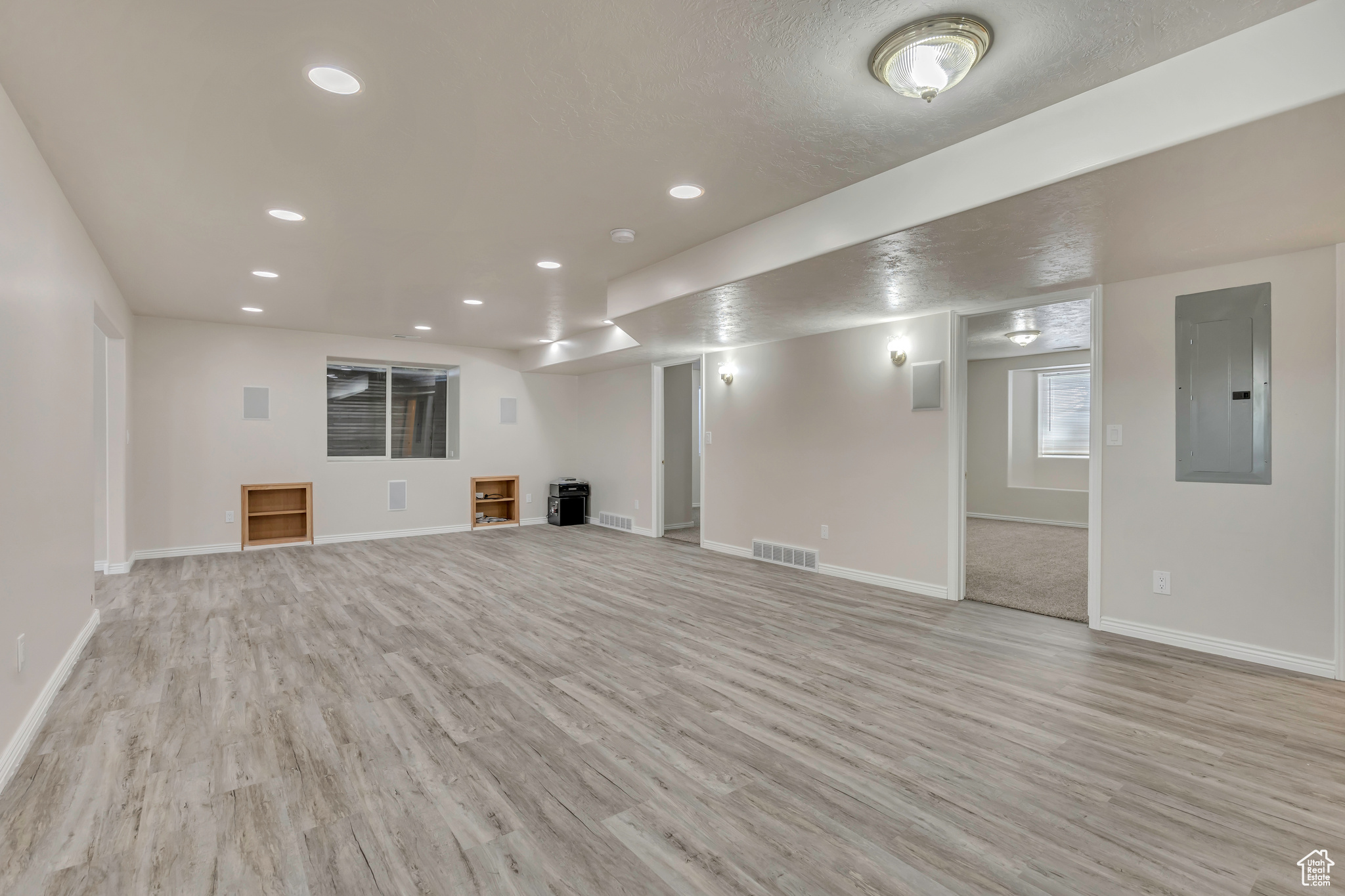 SOUTH MOUNTAIN - Residential