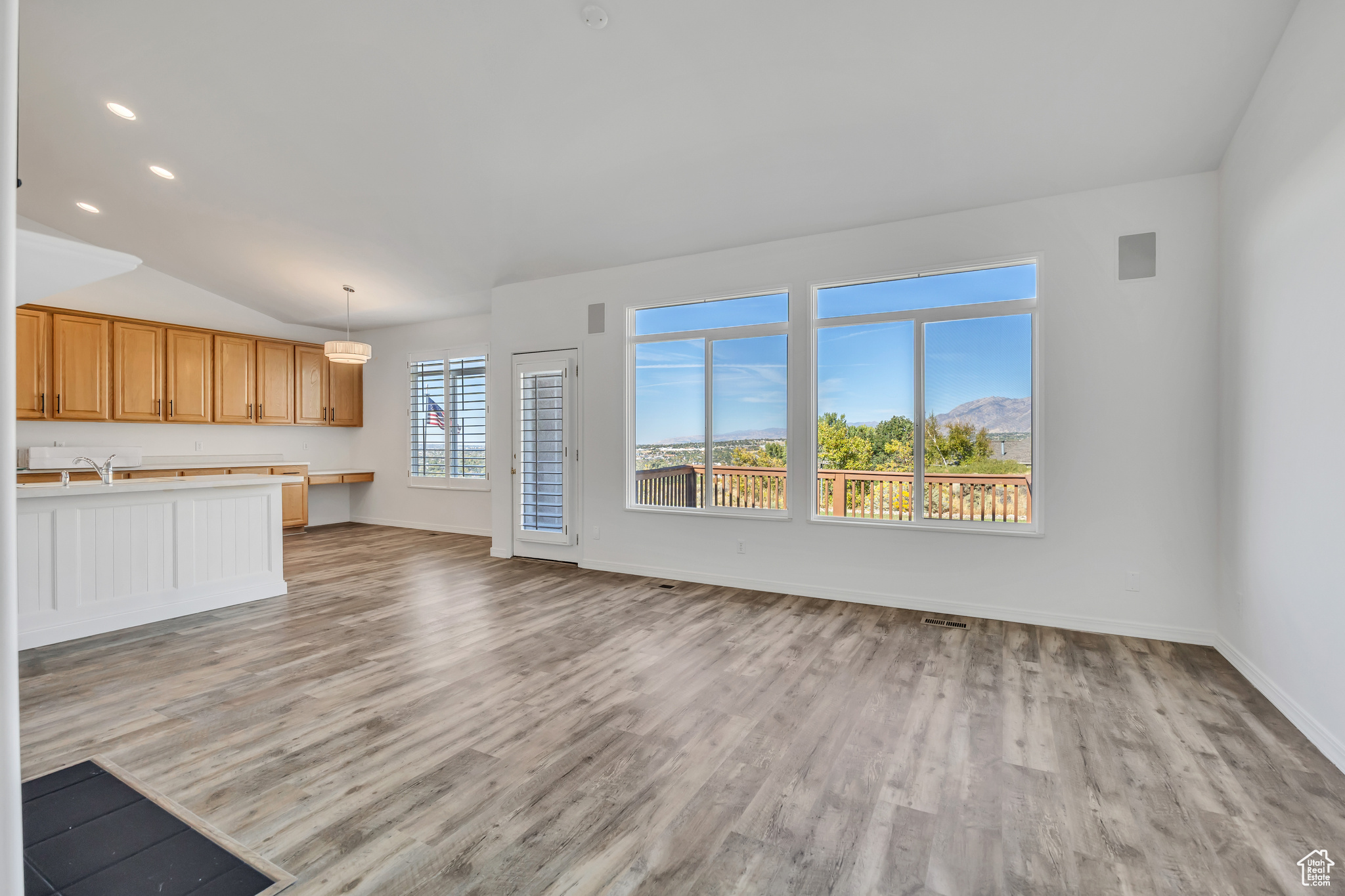 SOUTH MOUNTAIN - Residential