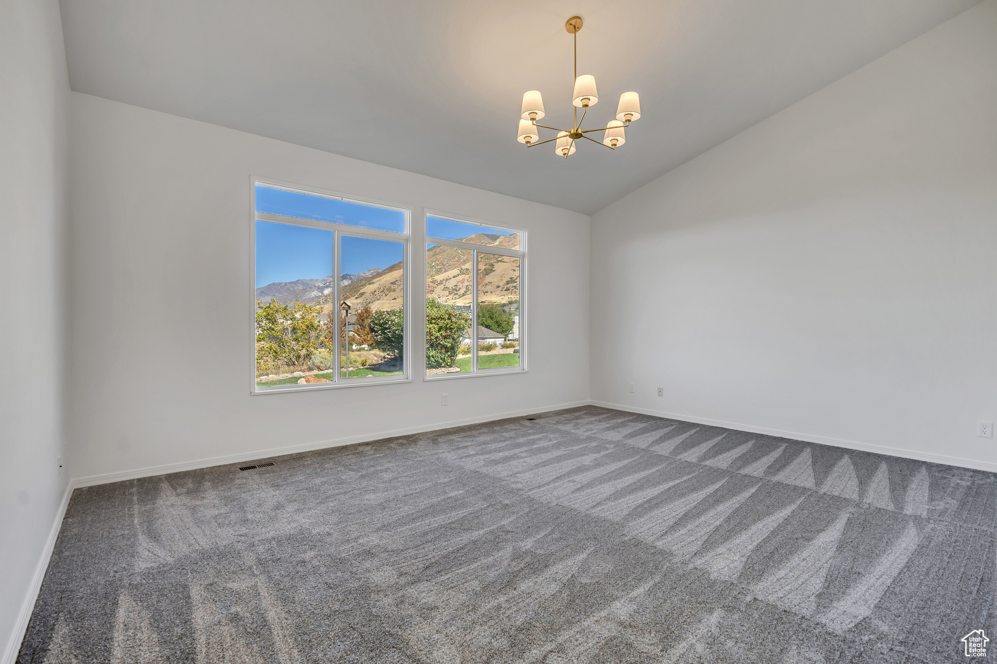 SOUTH MOUNTAIN - Residential