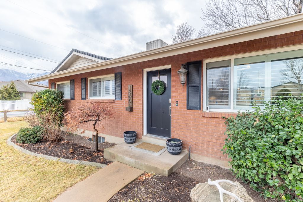 Photo of 1365 E LESTER DR, South Weber, UT 84405 (MLS # 2137315)