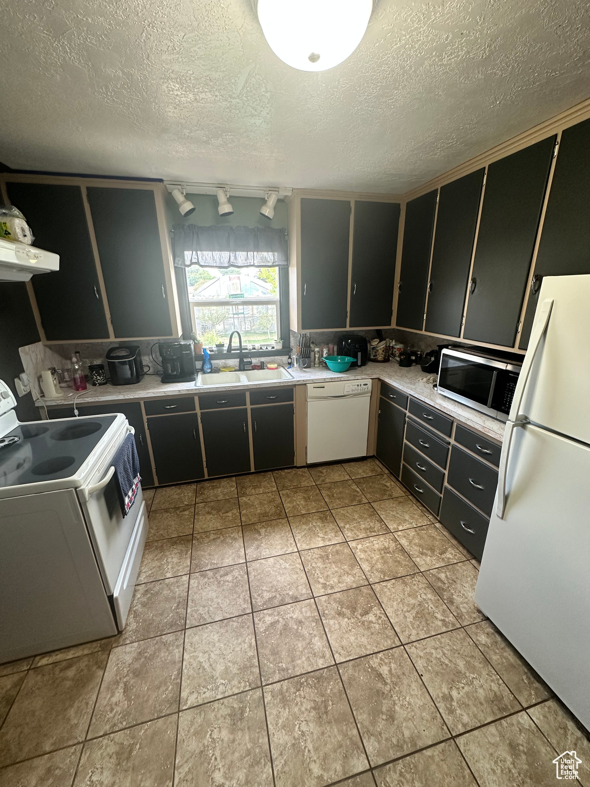 VERNAL CITY PLAT D (WORKMANS 2ND TO MERK - Residential