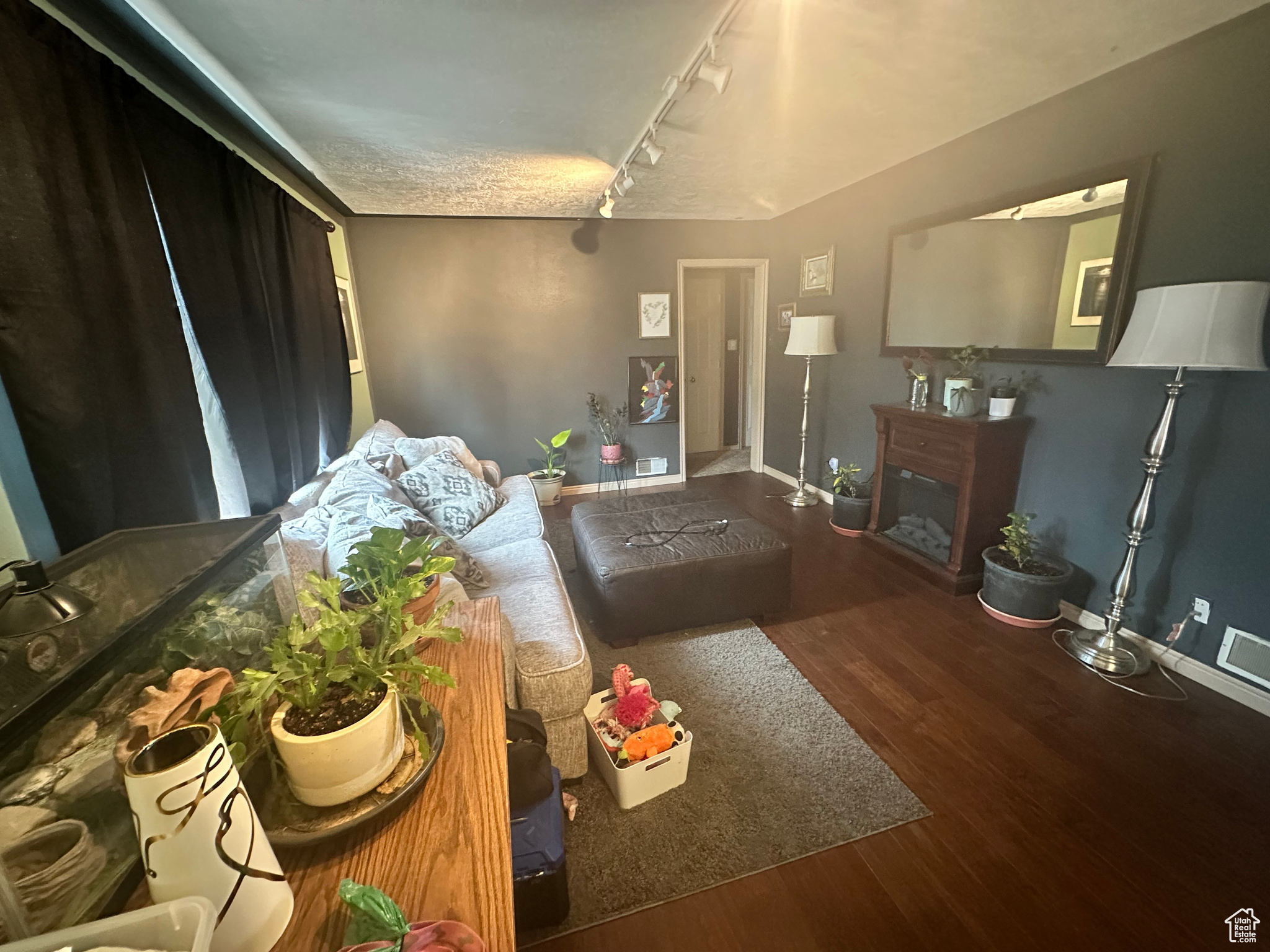 VERNAL CITY PLAT D (WORKMANS 2ND TO MERK - Residential