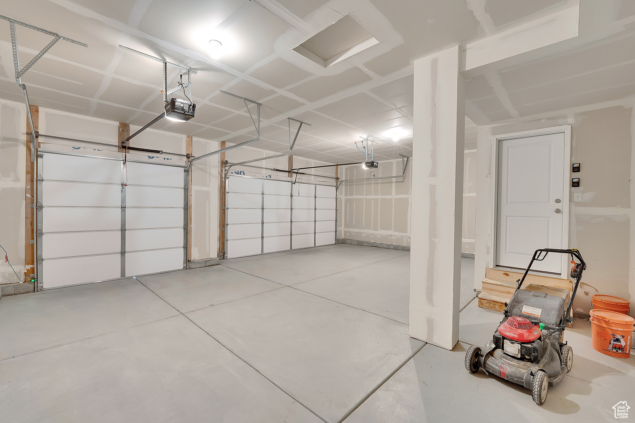 WILD HORSE RANCH - Residential