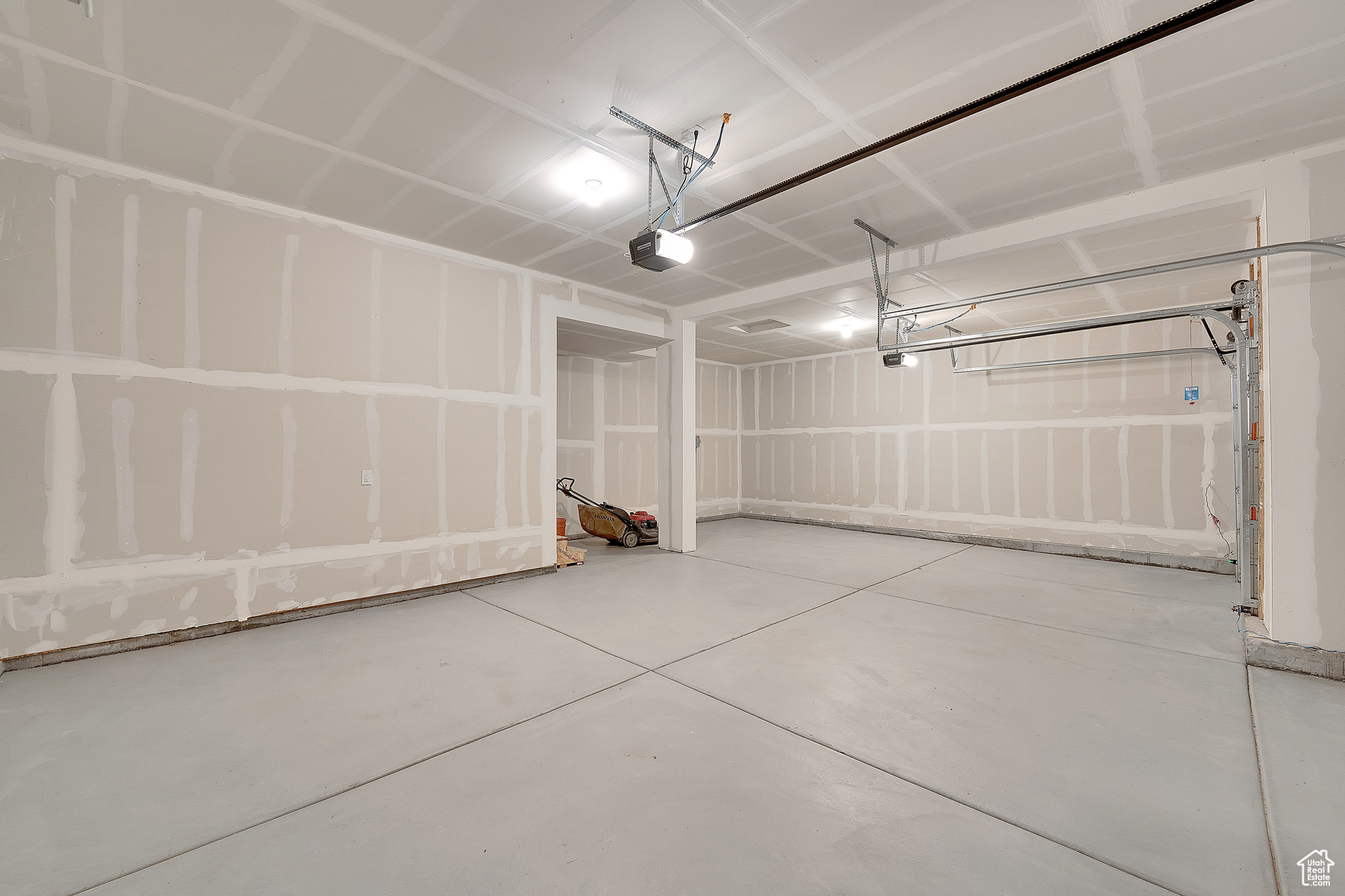 WILD HORSE RANCH - Residential