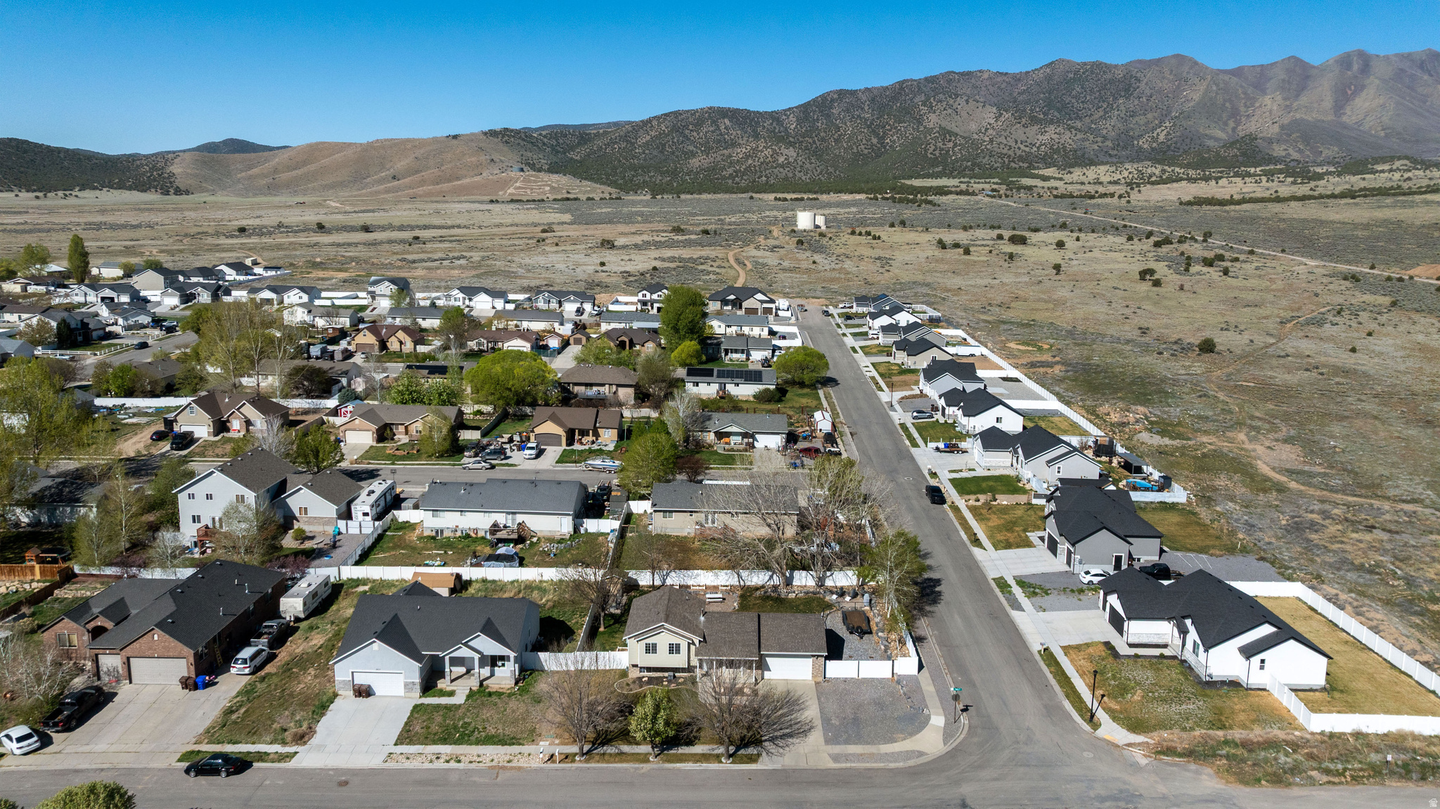 WHITE HILLS - Residential