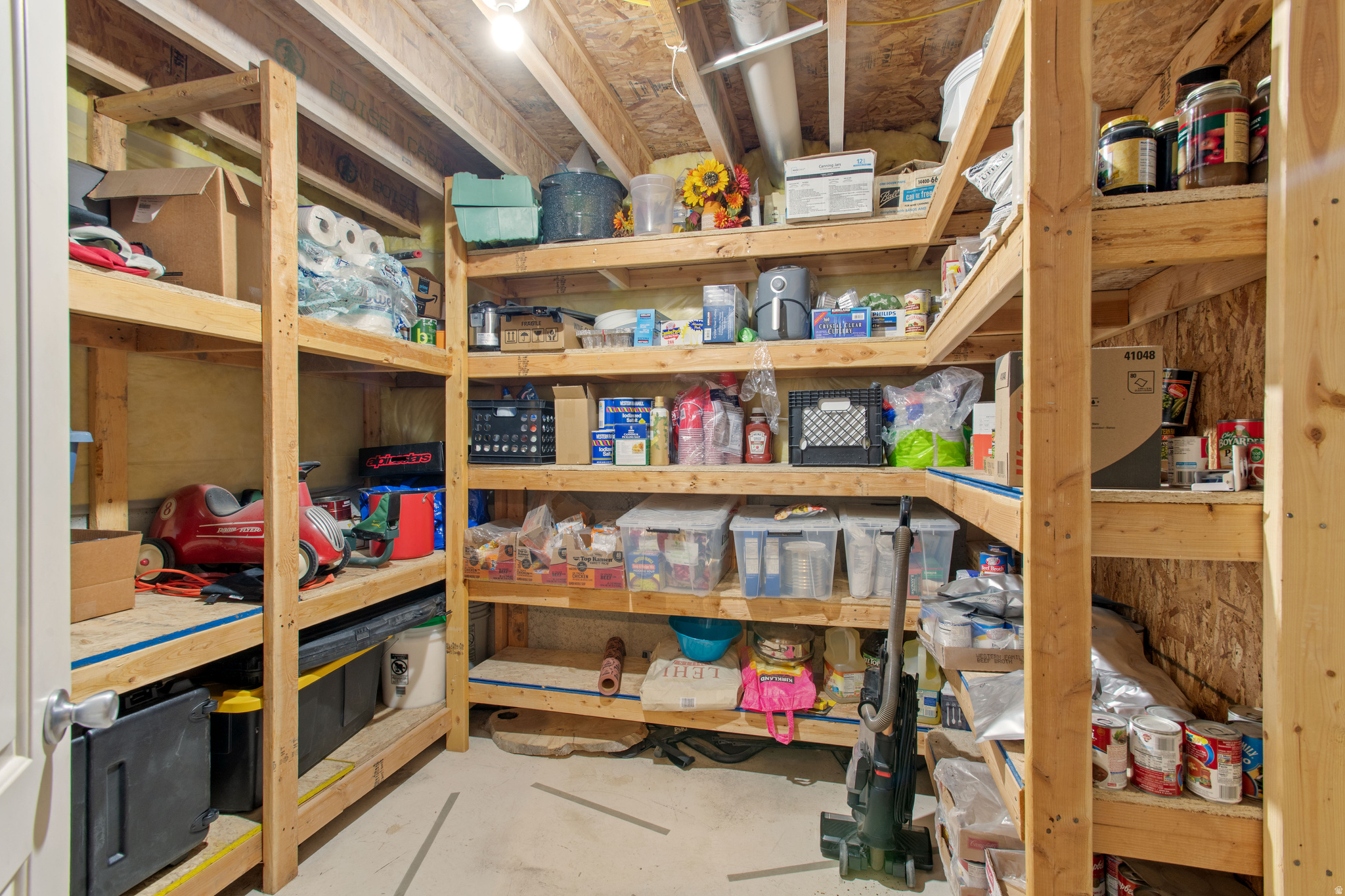 WHITE HILLS - Residential