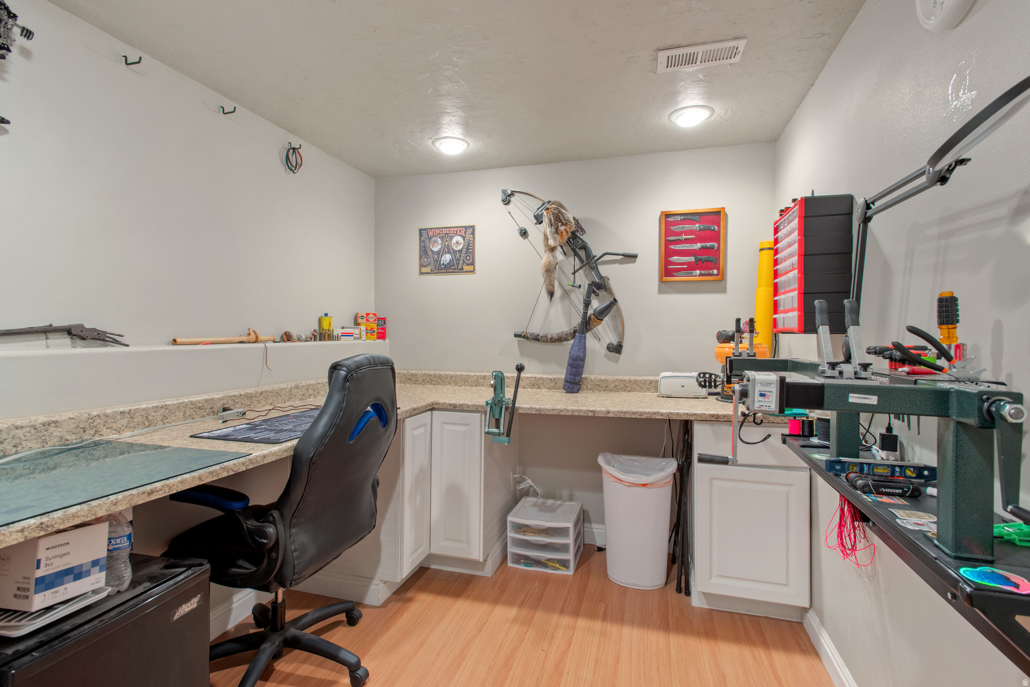 WHITE HILLS - Residential