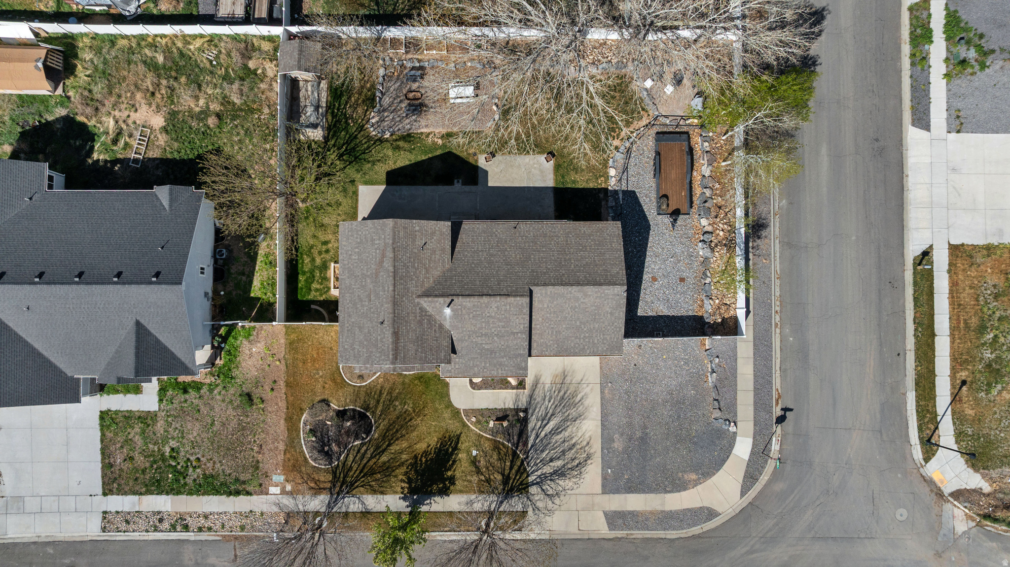 WHITE HILLS - Residential