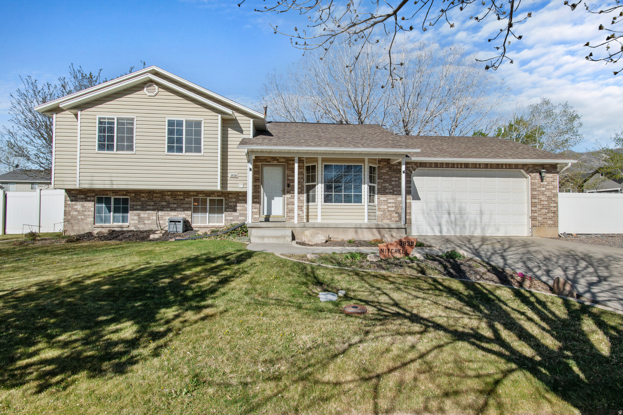 WHITE HILLS - Residential