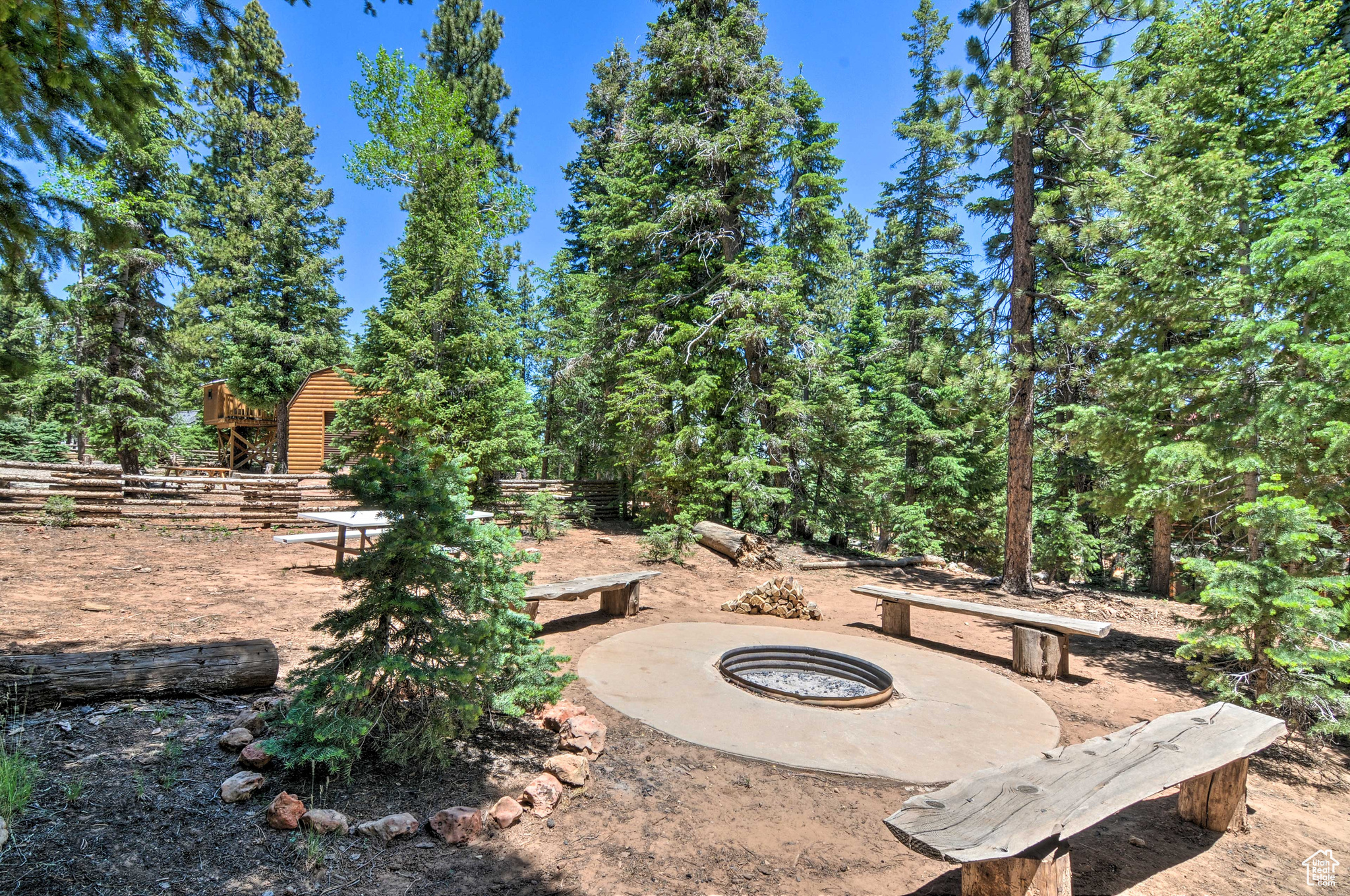 MOVIE RANCH SOUTH - Residential