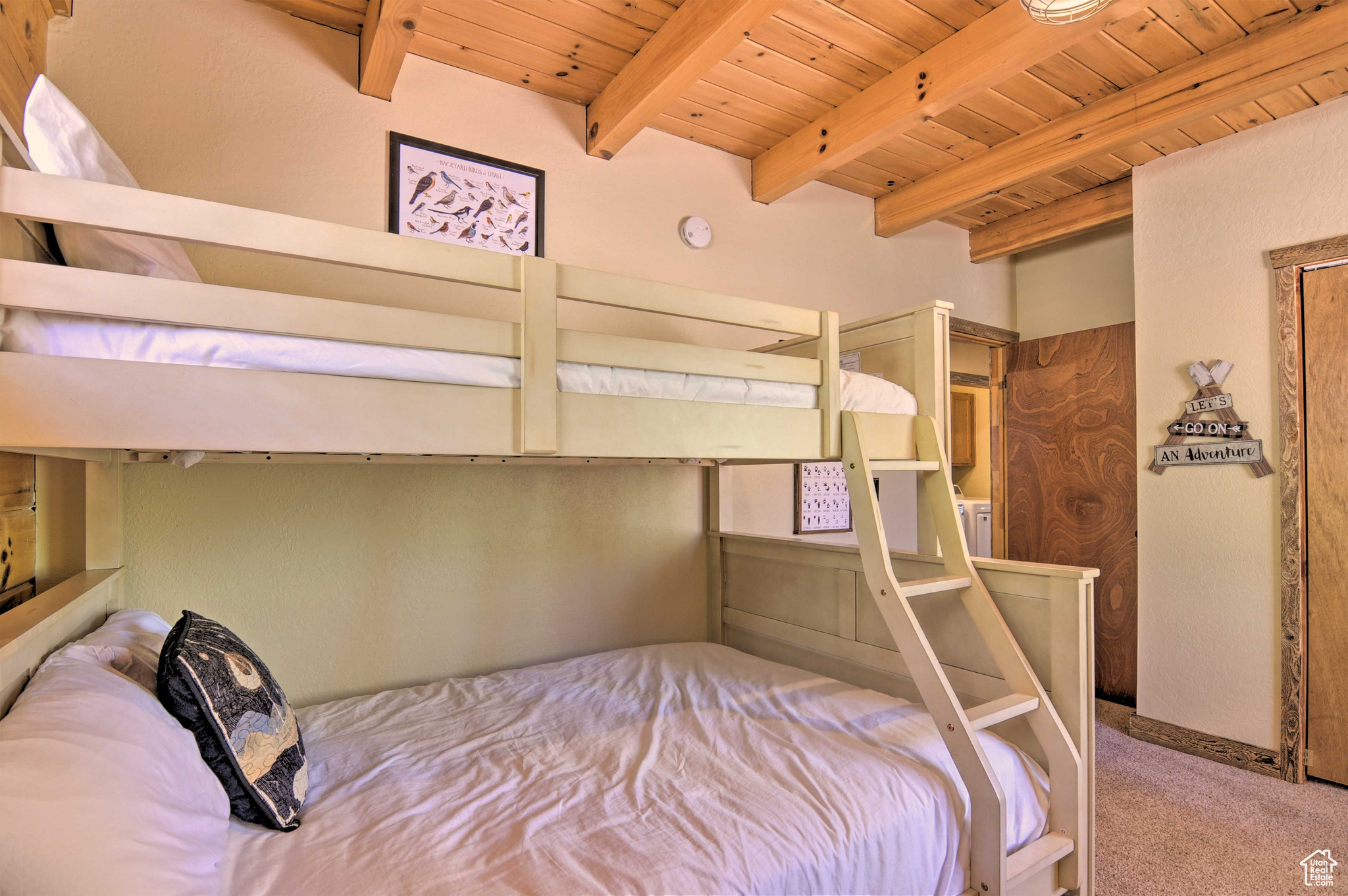 MOVIE RANCH SOUTH - Residential