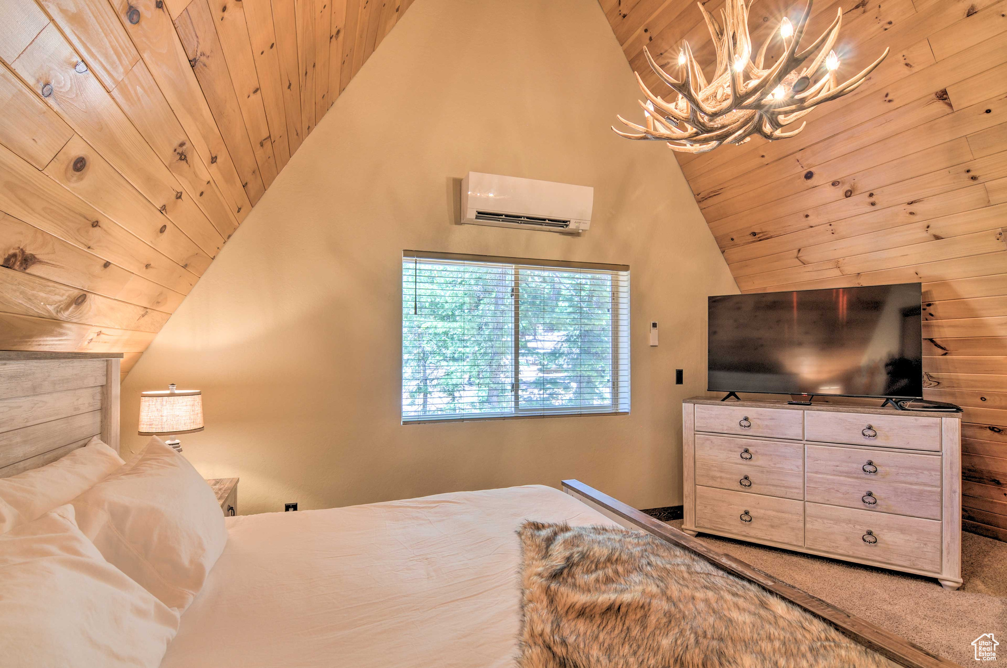 MOVIE RANCH SOUTH - Residential