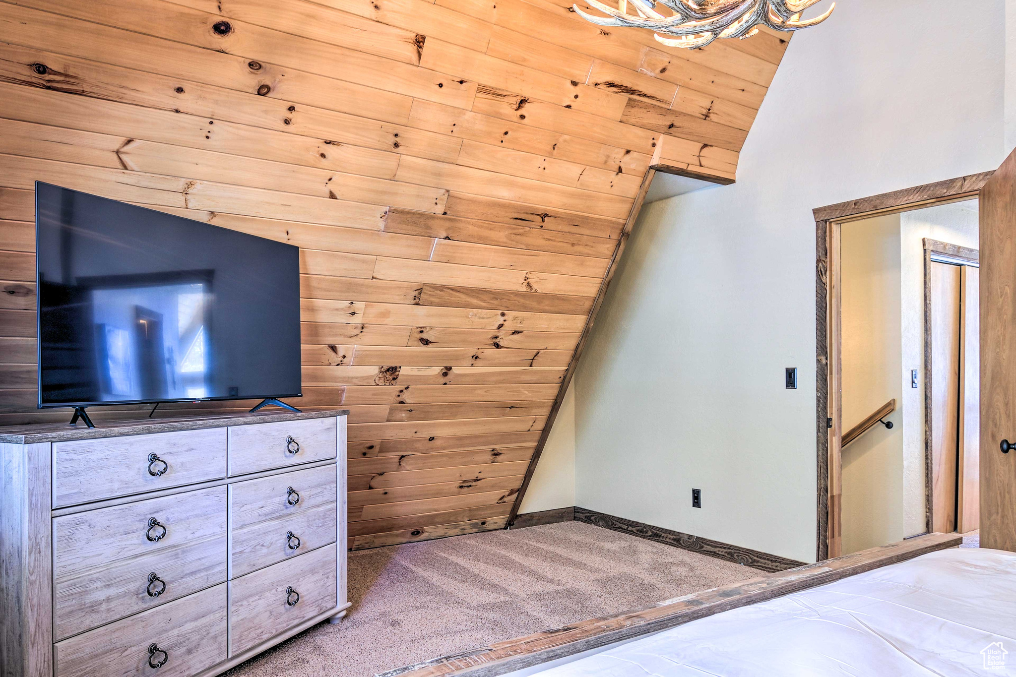 MOVIE RANCH SOUTH - Residential