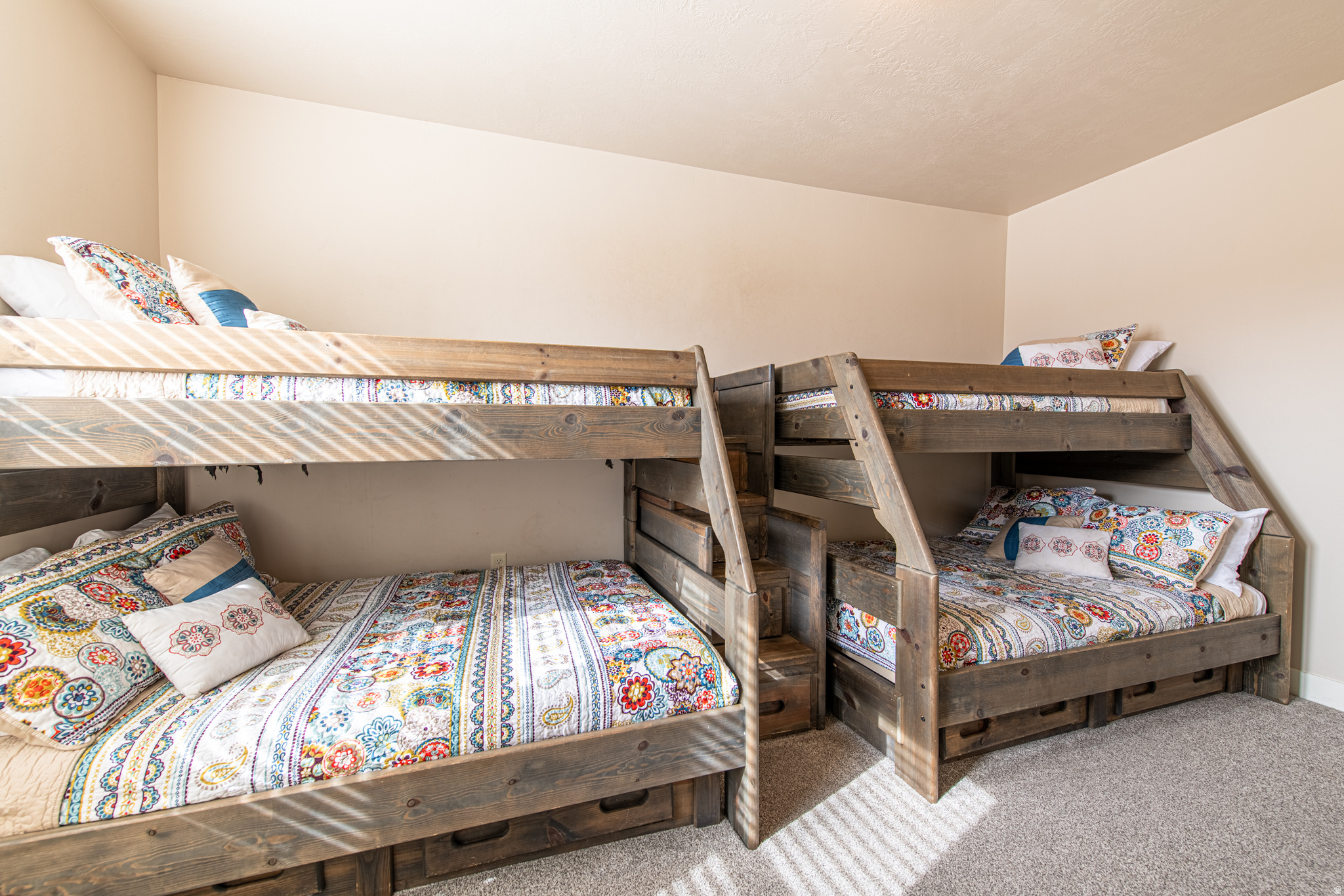 PARADISE VILLAGE AT ZION - Residential