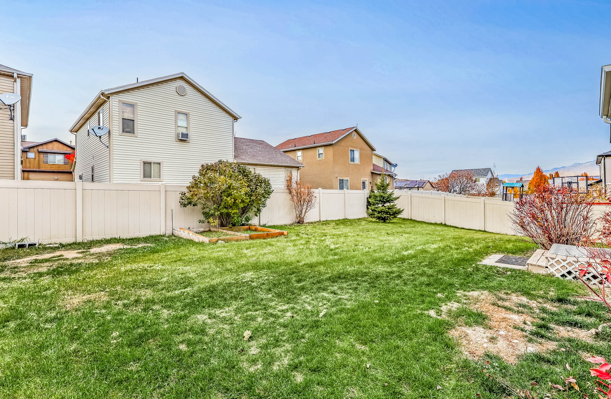 SILVERLAKE - Residential