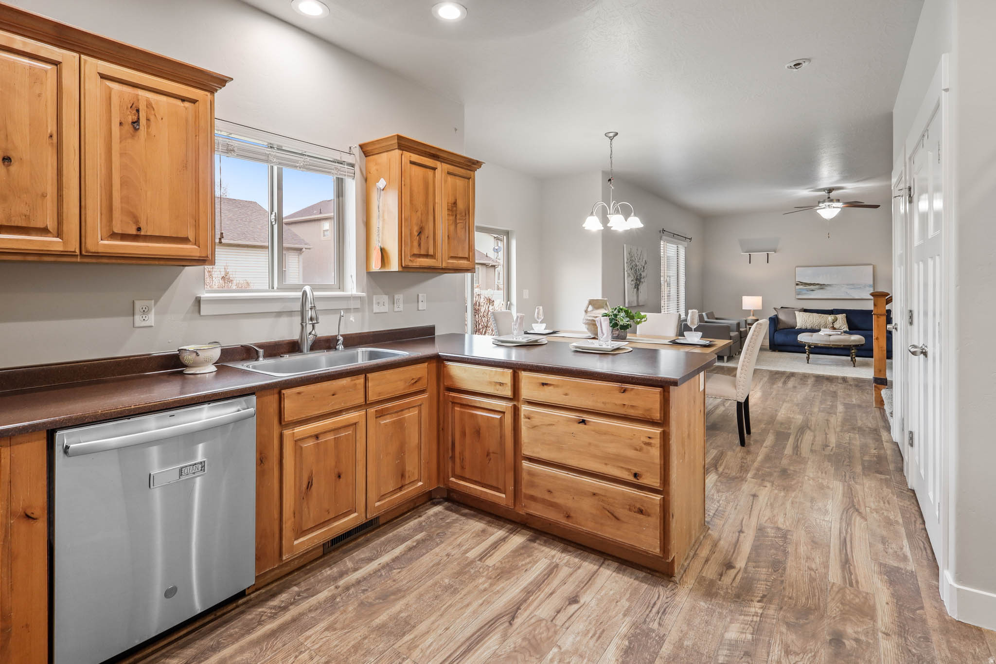 SILVERLAKE - Residential