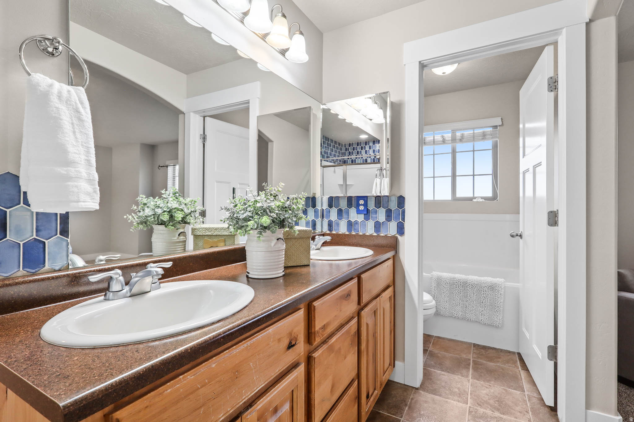 SILVERLAKE - Residential