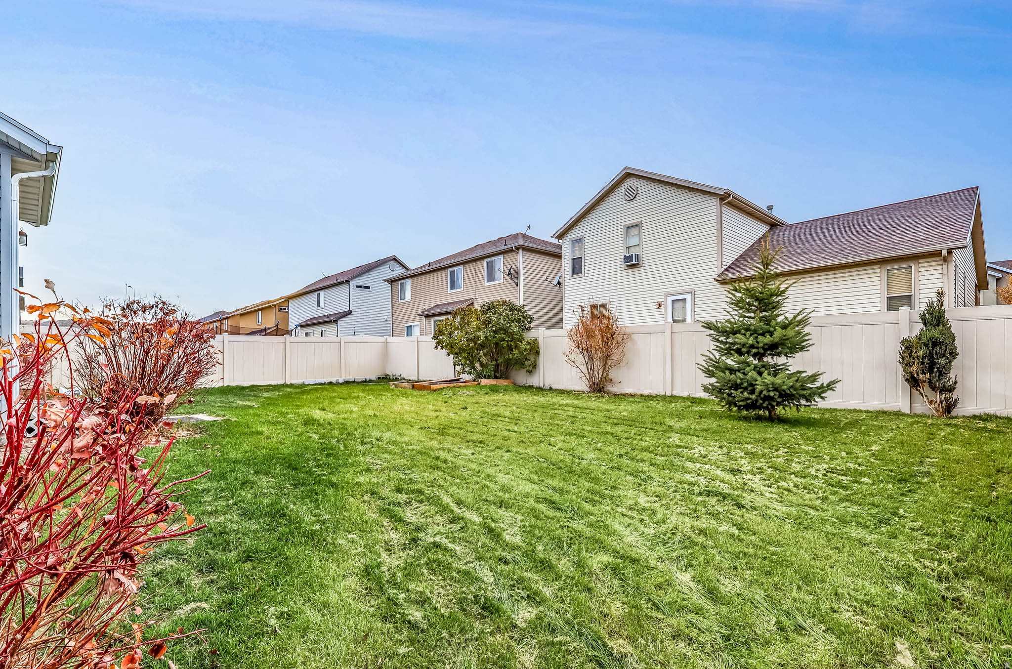 SILVERLAKE - Residential