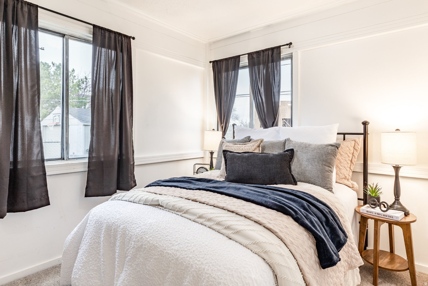 GLENDALE GARDENS - Residential