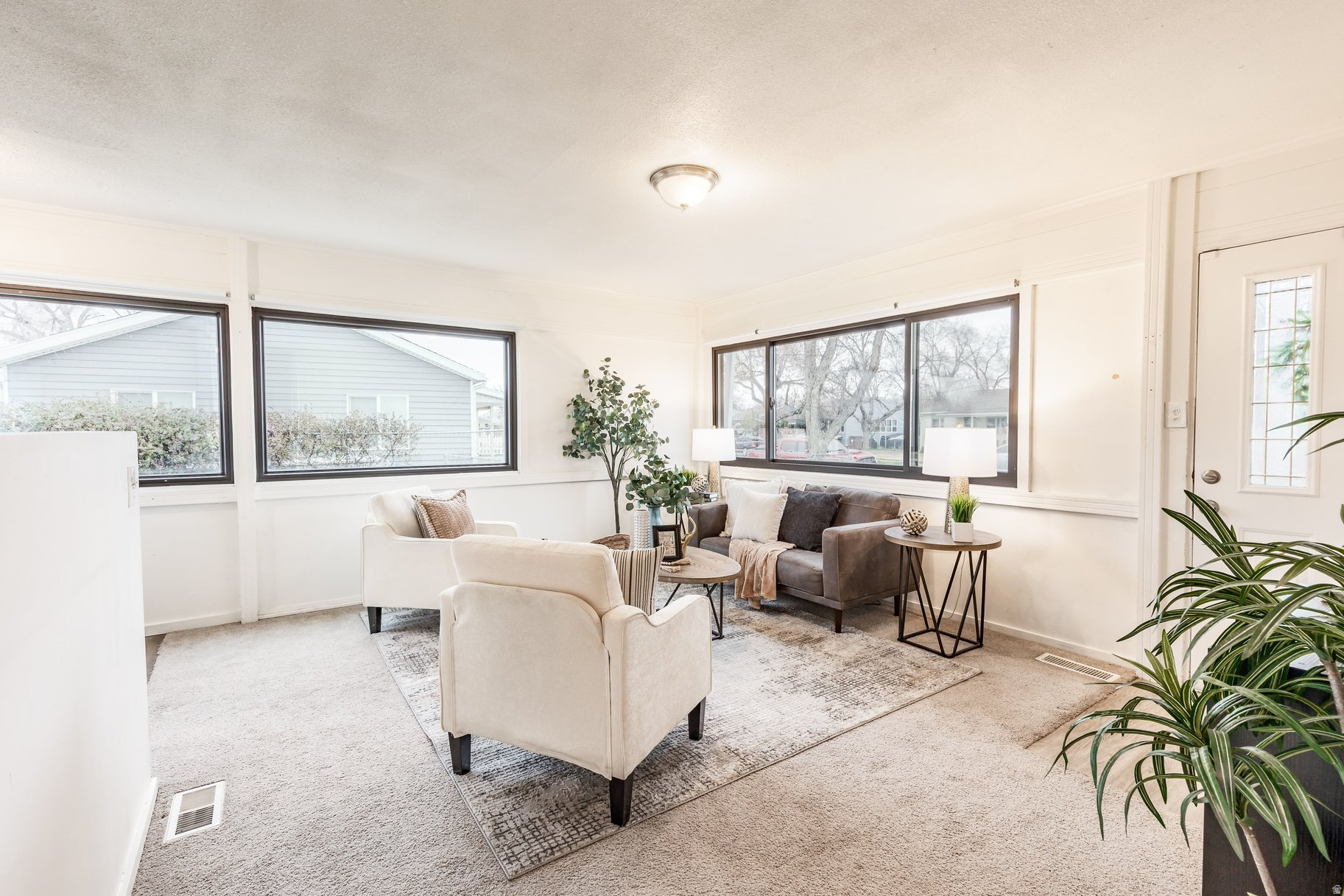 GLENDALE GARDENS - Residential