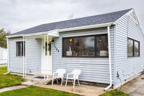 Photo of 1188 S 1300 W, Salt Lake City, UT 84104 (MLS # 2140743)