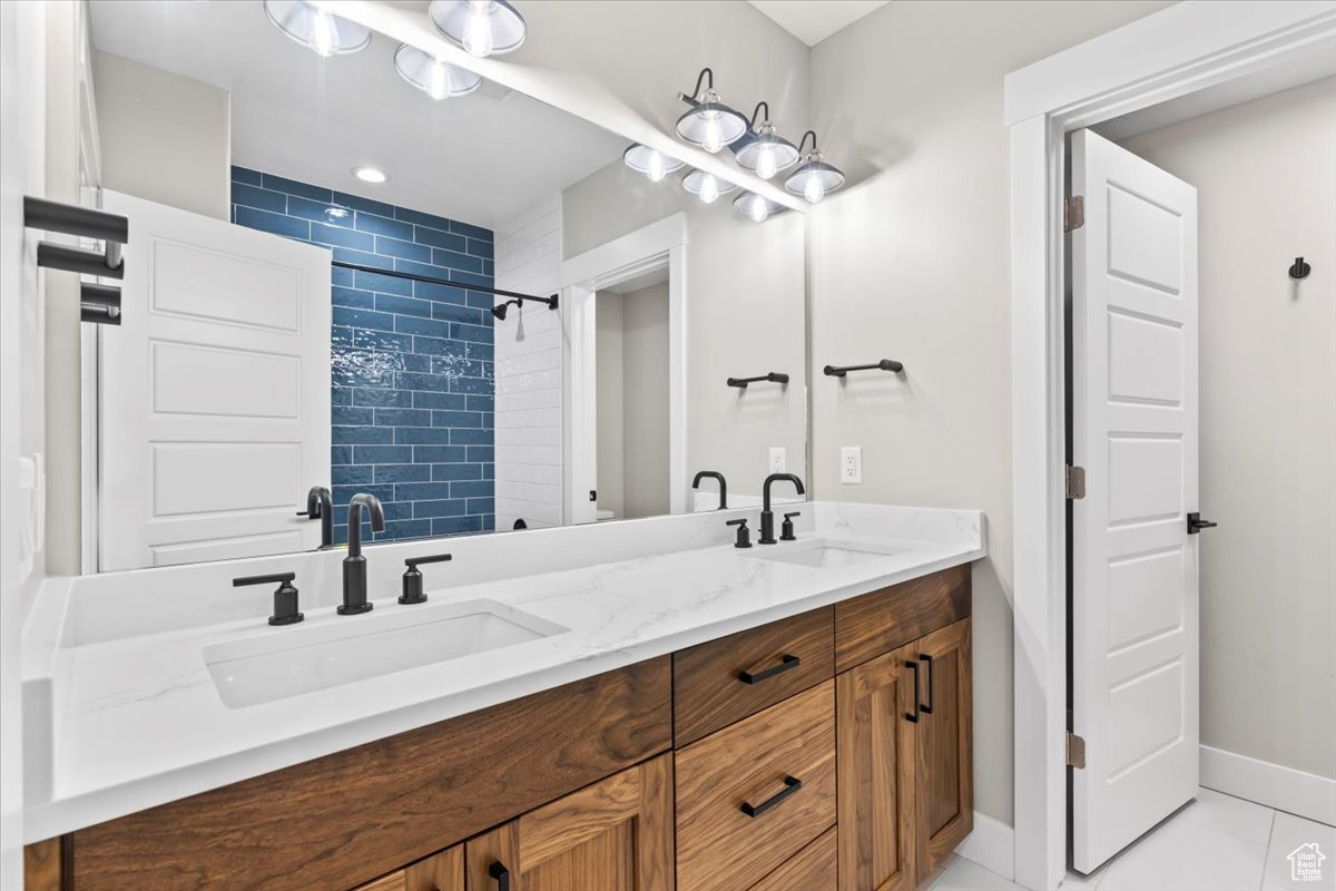 NEWTON FARMS - Residential