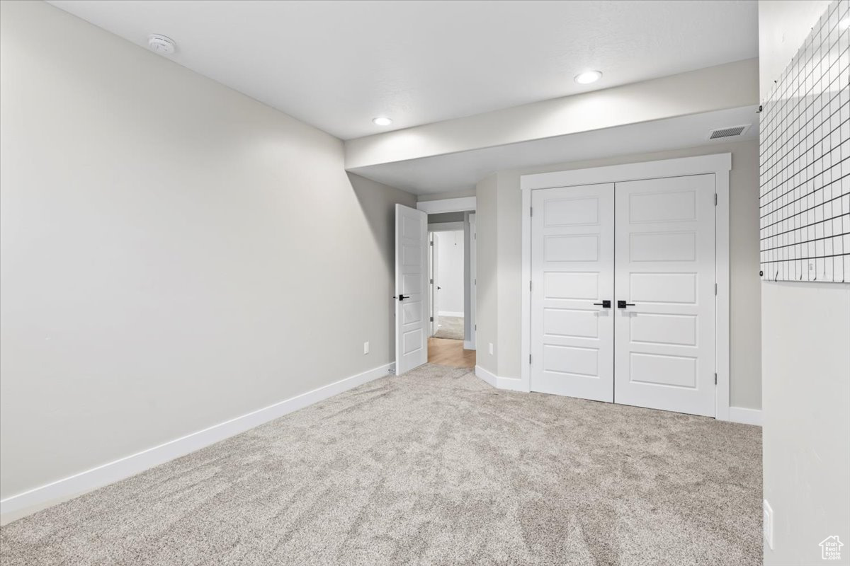 NEWTON FARMS - Residential