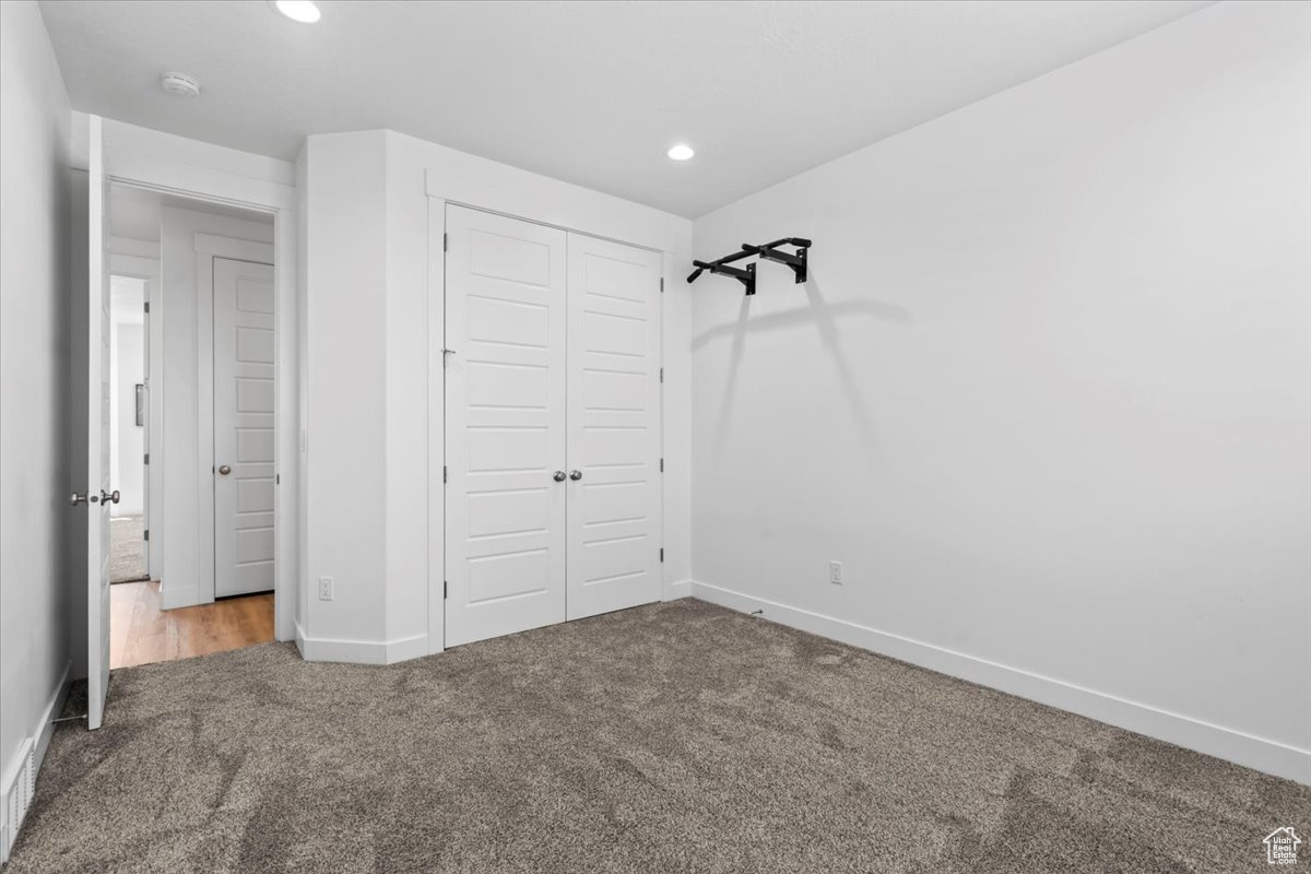 NEWTON FARMS - Residential