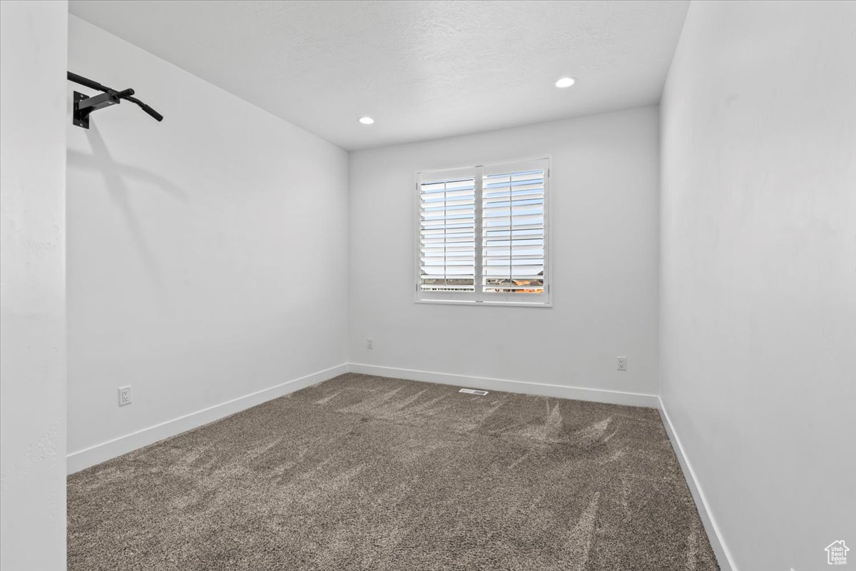NEWTON FARMS - Residential