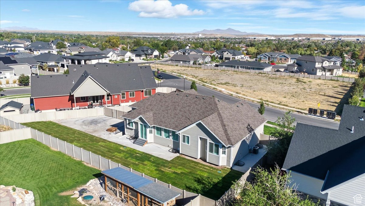 NEWTON FARMS - Residential