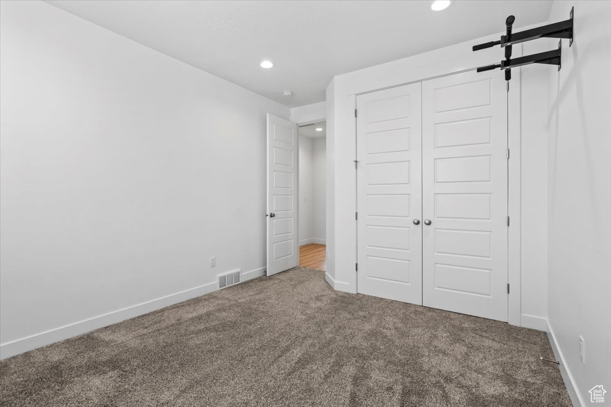 NEWTON FARMS - Residential