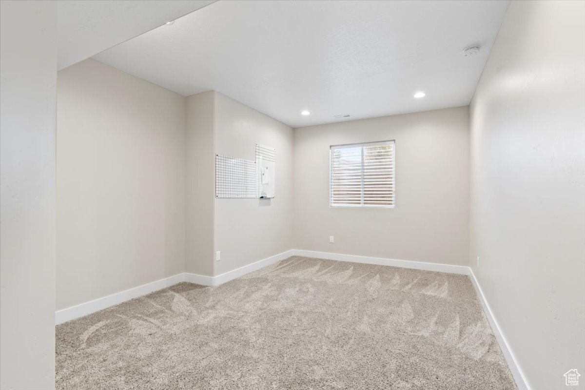 NEWTON FARMS - Residential